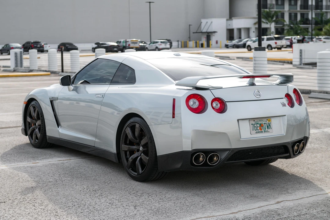 2010 Nissan R35 GT-R Premium - Image 8 of 31