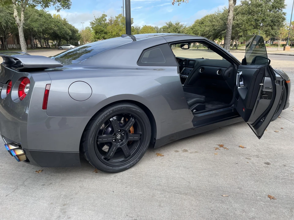 2010 Nissan R35 GT-R Premium - Image 10 of 31