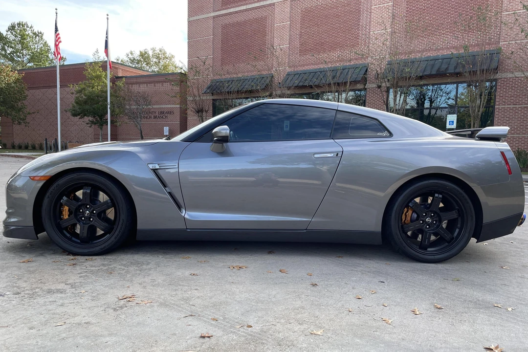2010 Nissan R35 GT-R Premium - Image 3 of 31