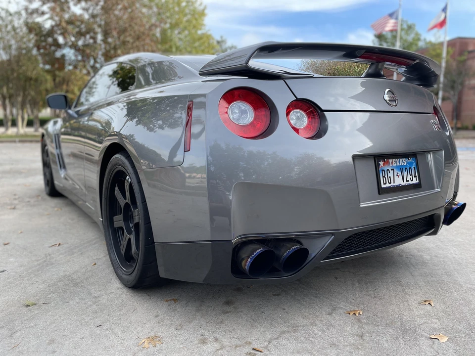 2010 Nissan R35 GT-R Premium - Image 9 of 31