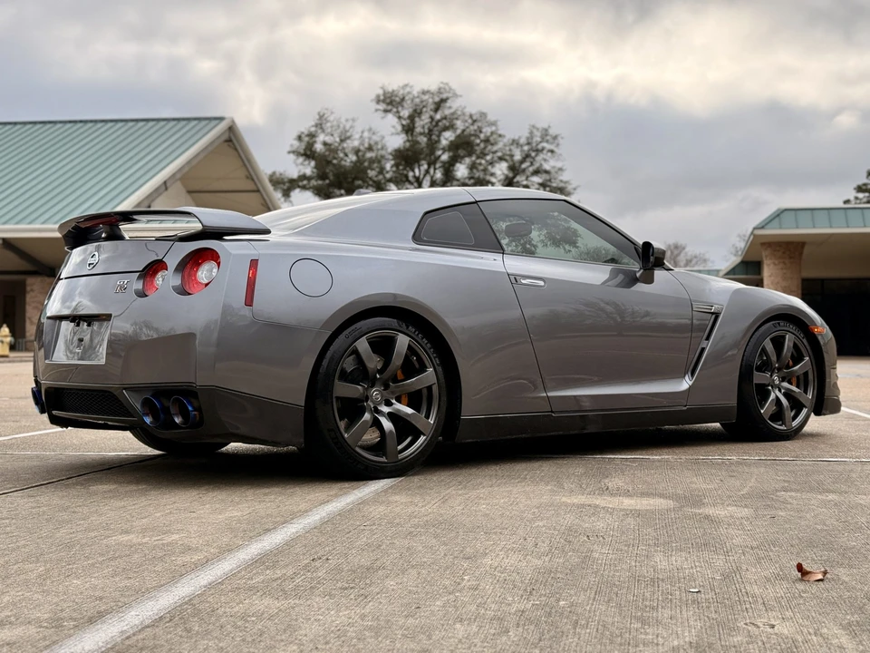 2010 Nissan R35 GT-R Premium - Image 14 of 31