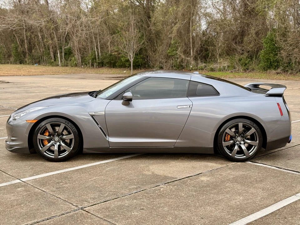 2010 Nissan R35 GT-R Premium - Image 9 of 31
