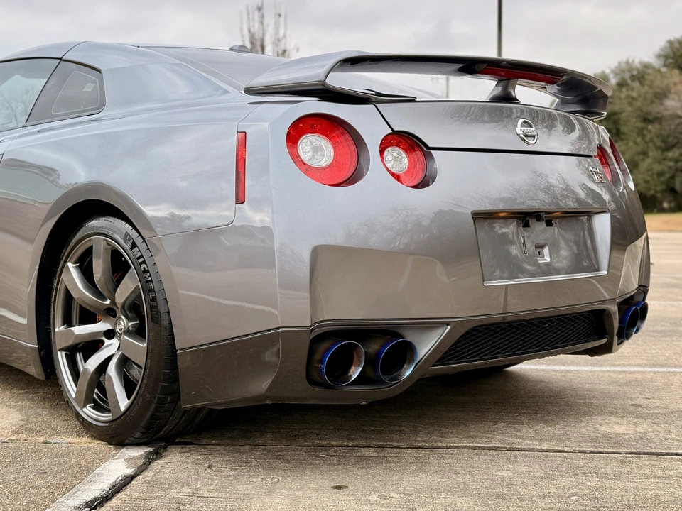 2010 Nissan R35 GT-R Premium - Image 25 of 31