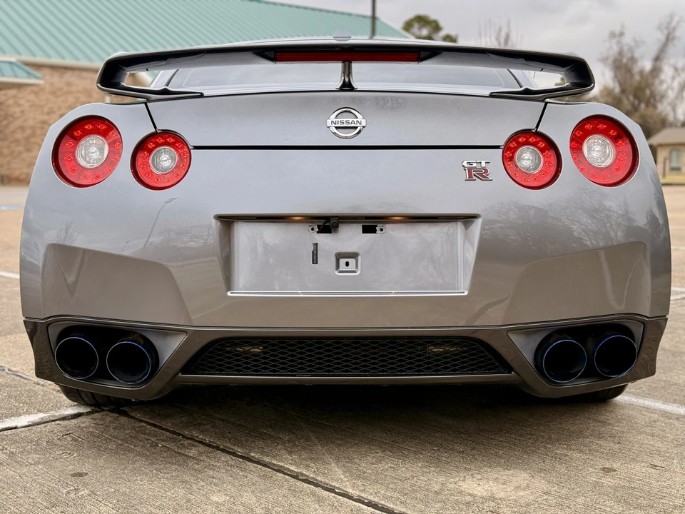2010 Nissan R35 GT-R Premium - Image 24 of 31