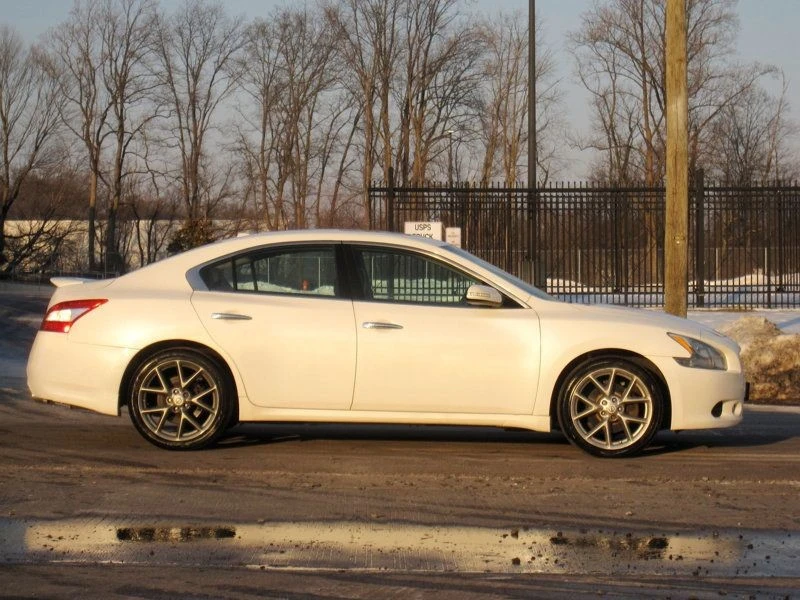 2010 Nissan Maxima 7th Gen - Image 9 of 12