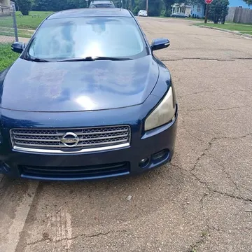 2010 Nissan Maxima GLE