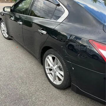 2010 Nissan Maxima SV Sedan 4D