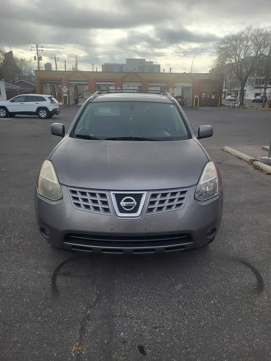 2010 Nissan Rogue - Image 2 of 9