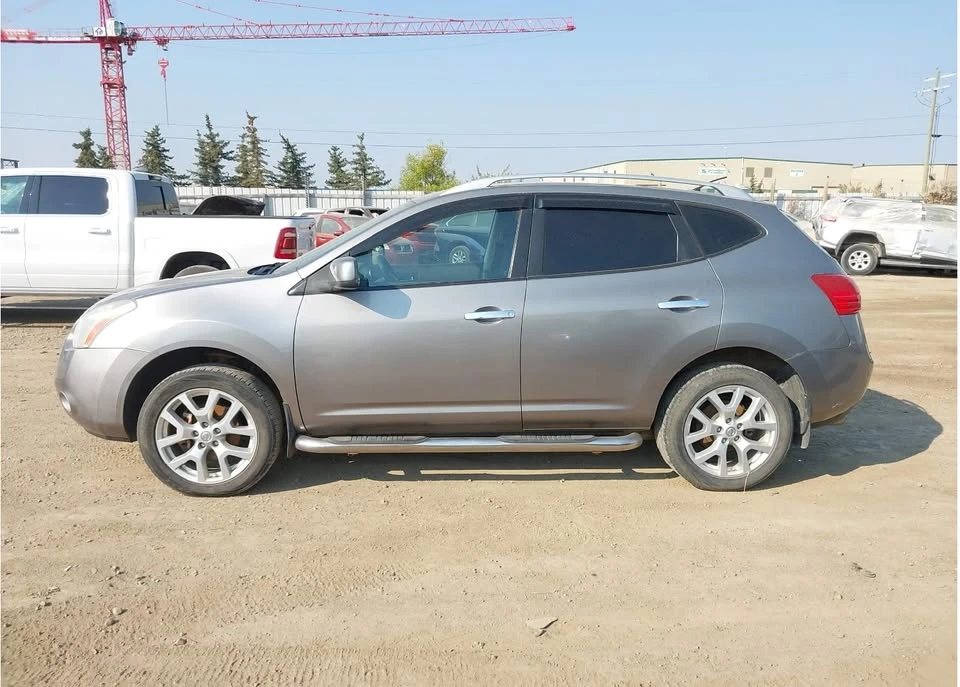 2010 Nissan Rogue - Image 3 of 7