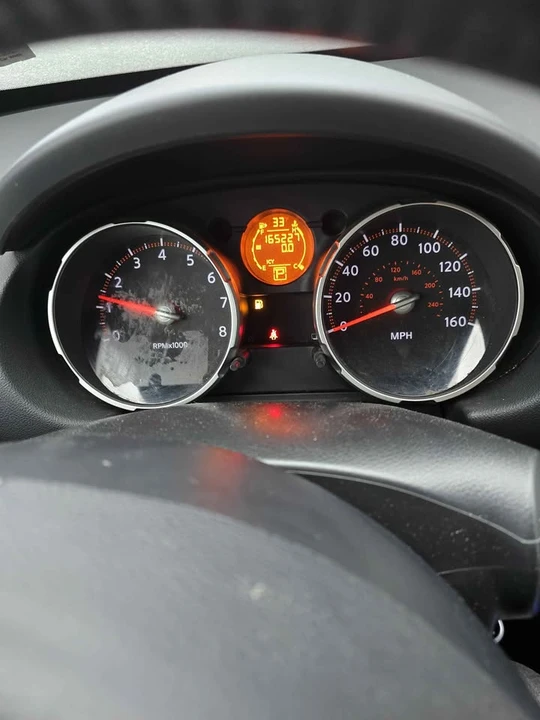 2010 Nissan Rogue - Image 6 of 8