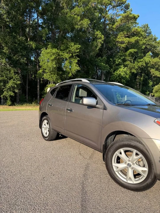 2010 Nissan Rogue - Image 2 of 15