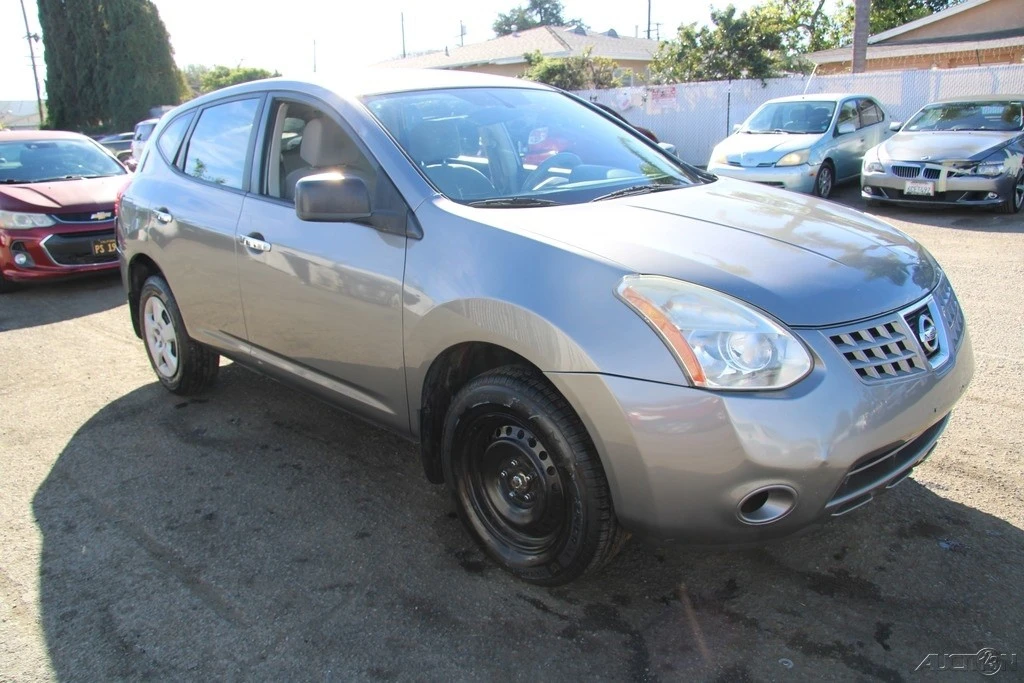 2010 Nissan Rogue - Image 10 of 21