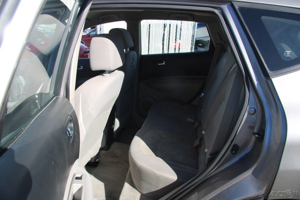 2010 Nissan Rogue - Image 21 of 21
