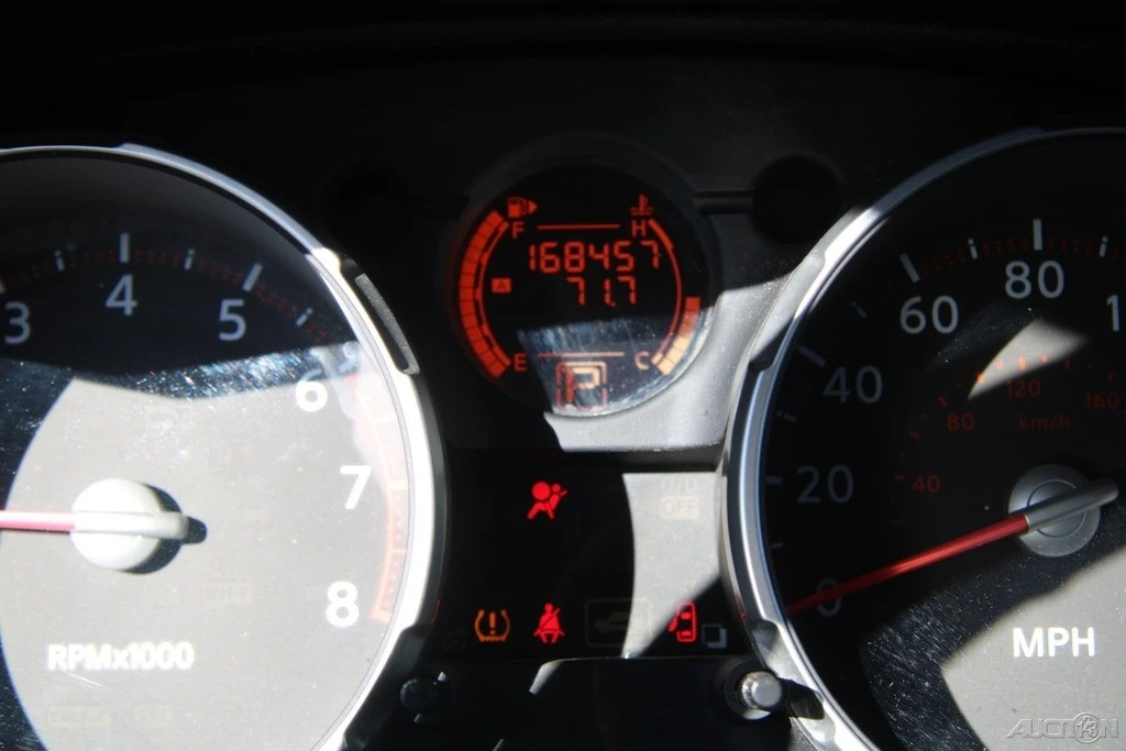 2010 Nissan Rogue - Image 17 of 21