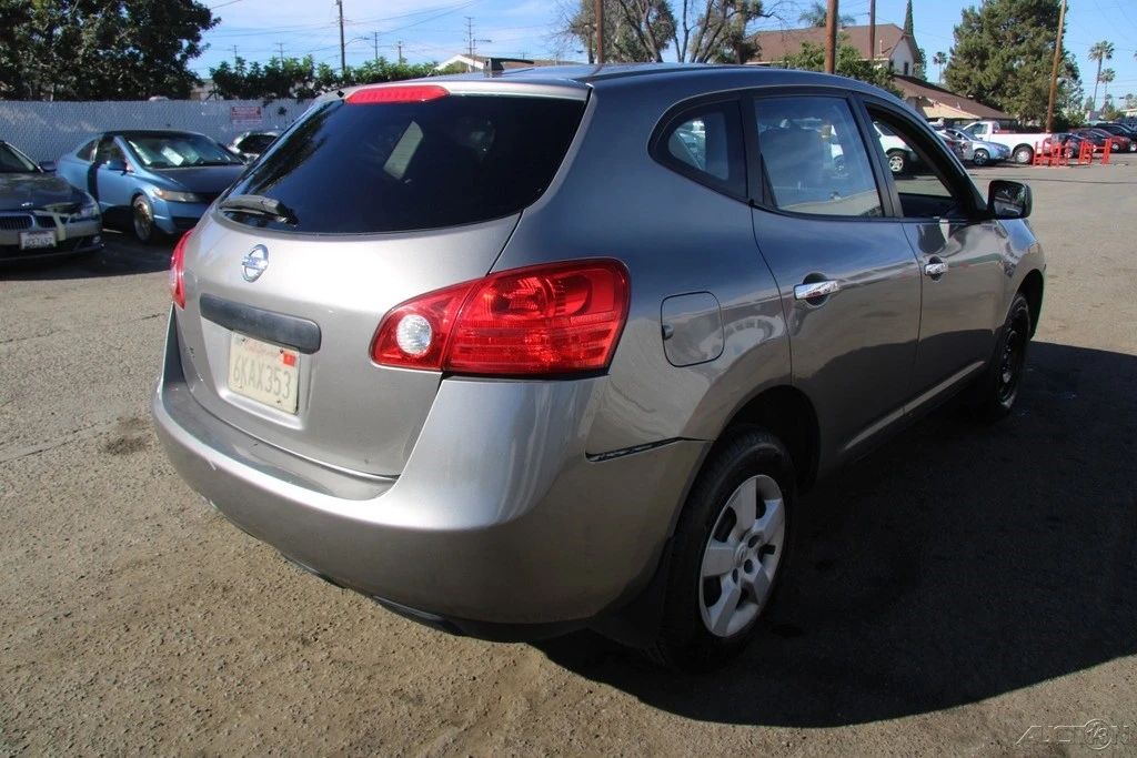 2010 Nissan Rogue - Image 7 of 21