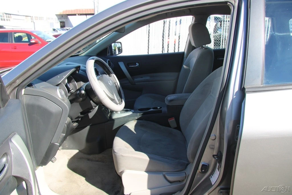 2010 Nissan Rogue - Image 14 of 21