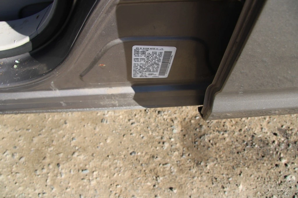 2010 Nissan Rogue - Image 12 of 21