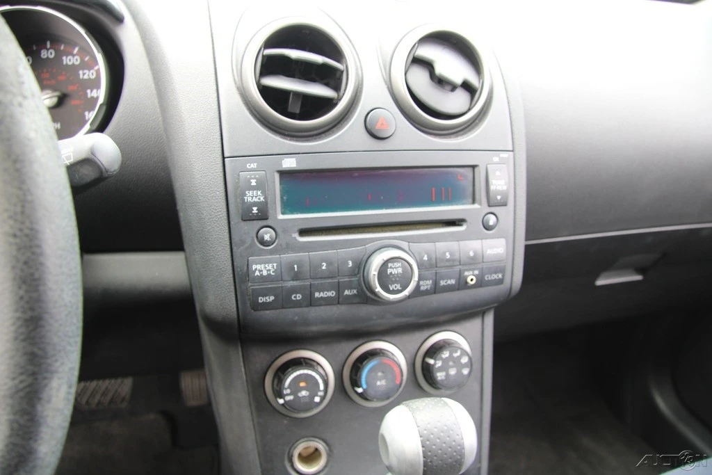 2010 Nissan Rogue - Image 18 of 21