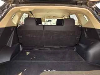 2010 Nissan Rogue - Image 9 of 12