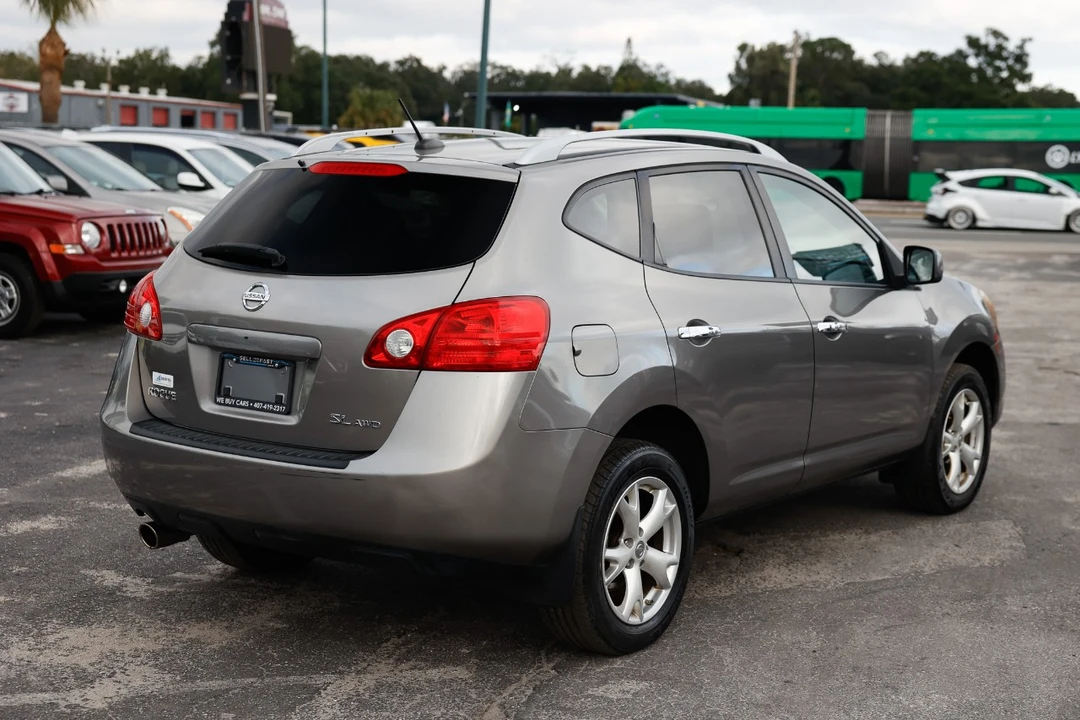 2010 Nissan Rogue - Image 11 of 12