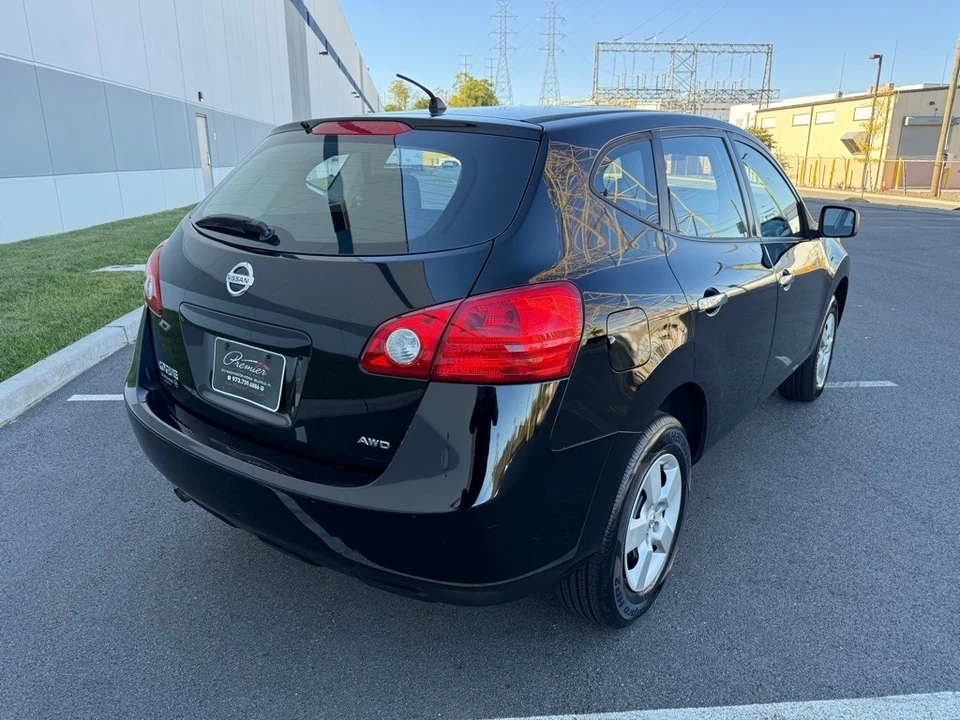 2010 Nissan Rogue - Image 5 of 12