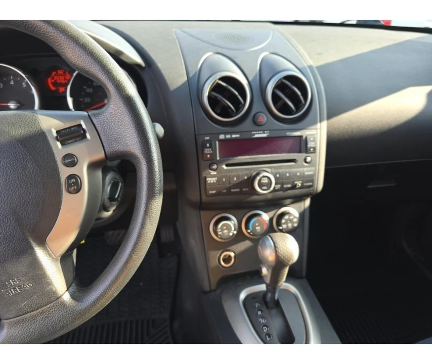 2010 Nissan Rogue - Image 12 of 16