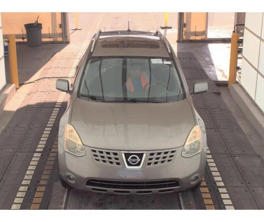 2010 Nissan Rogue - Image 7 of 16