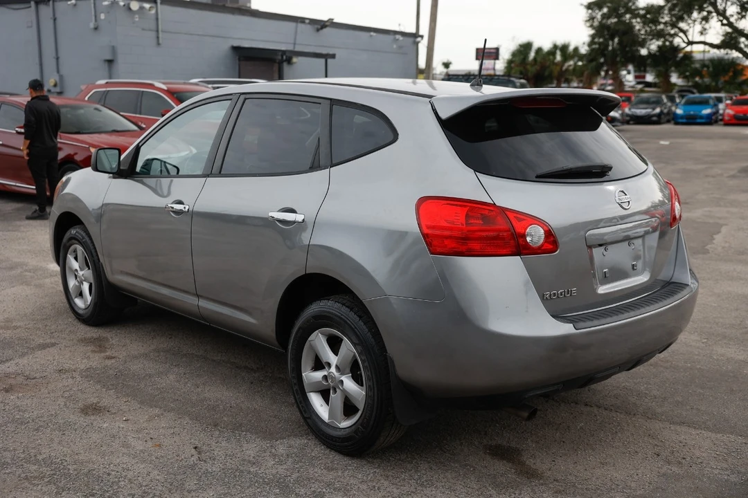 2010 Nissan Rogue - Image 5 of 12