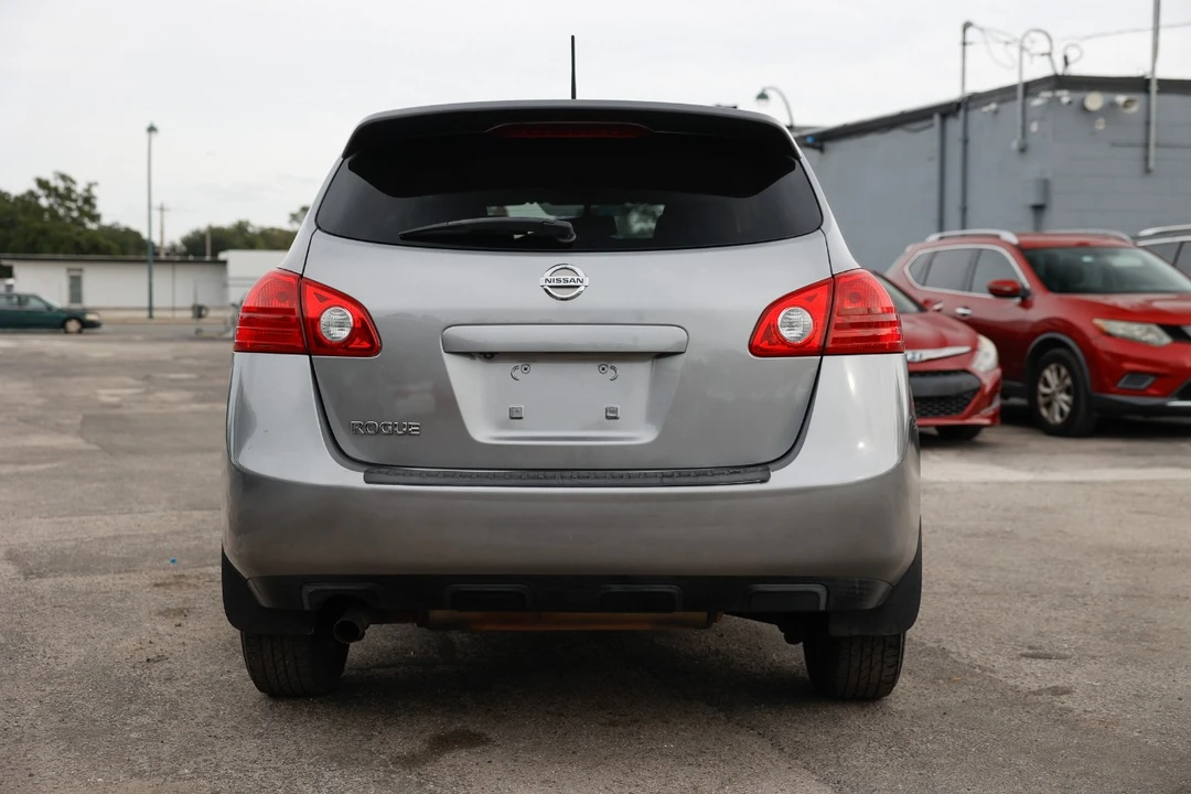2010 Nissan Rogue - Image 7 of 12