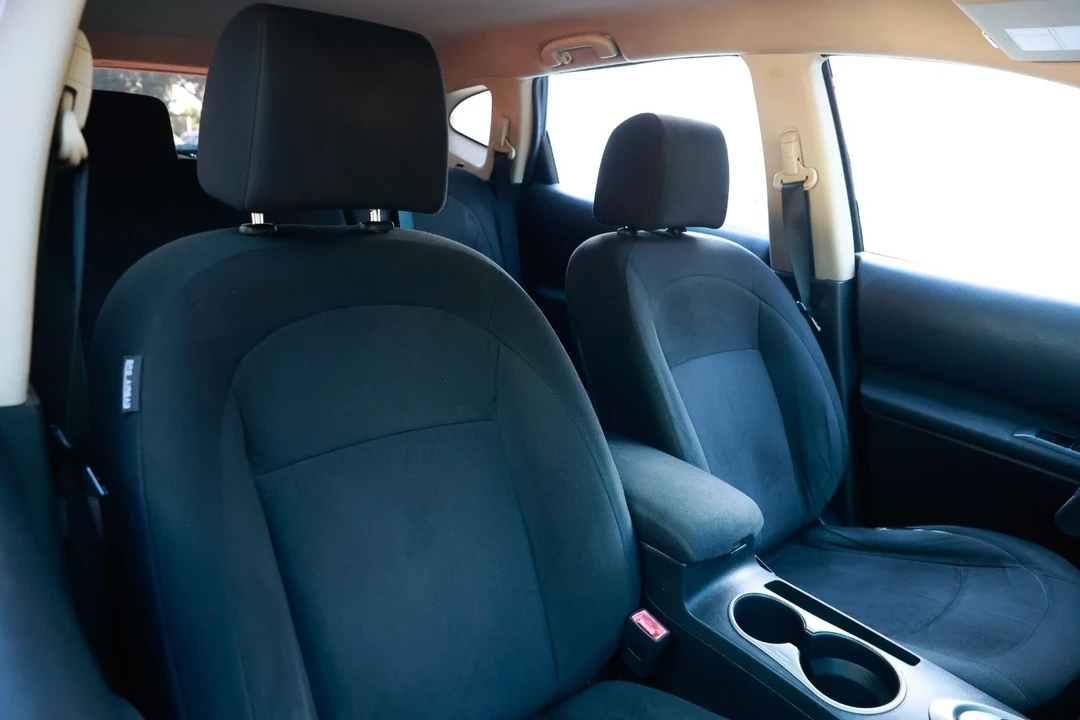 2010 Nissan Rogue - Image 16 of 21