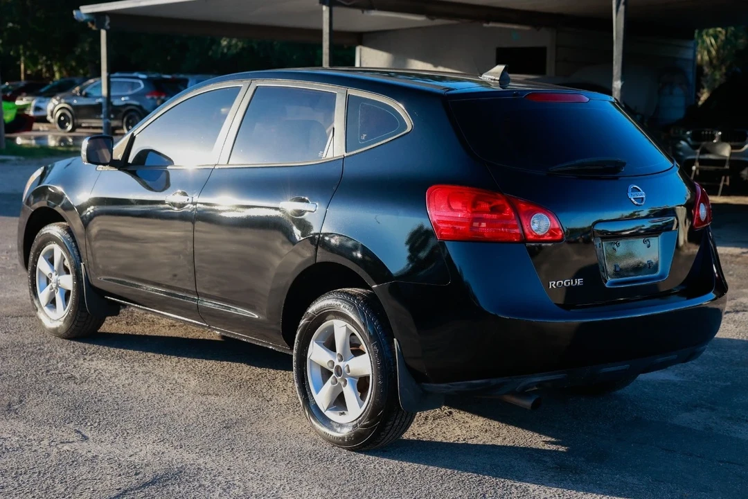2010 Nissan Rogue - Image 5 of 12