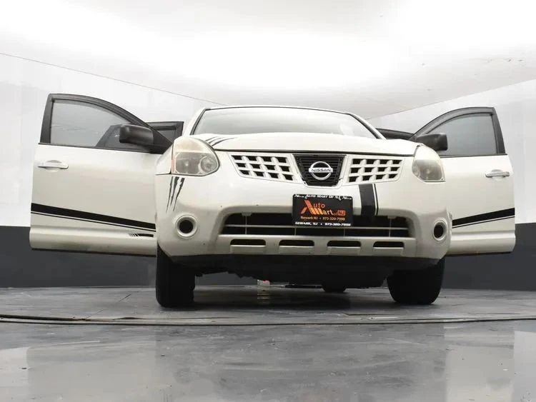 2010 Nissan Rogue - Image 11 of 12