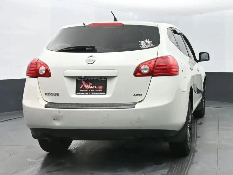 2010 Nissan Rogue - Image 8 of 12