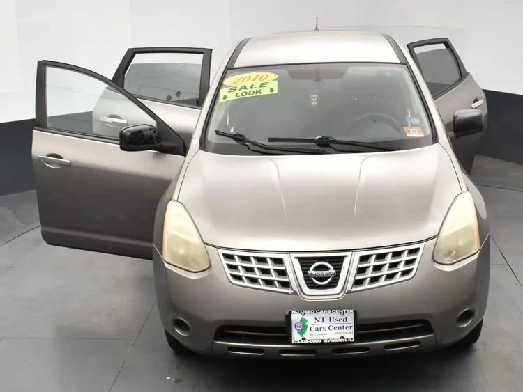 2010 Nissan Rogue - Image 10 of 12