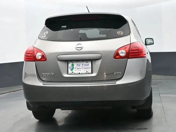 2010 Nissan Rogue - Image 8 of 12