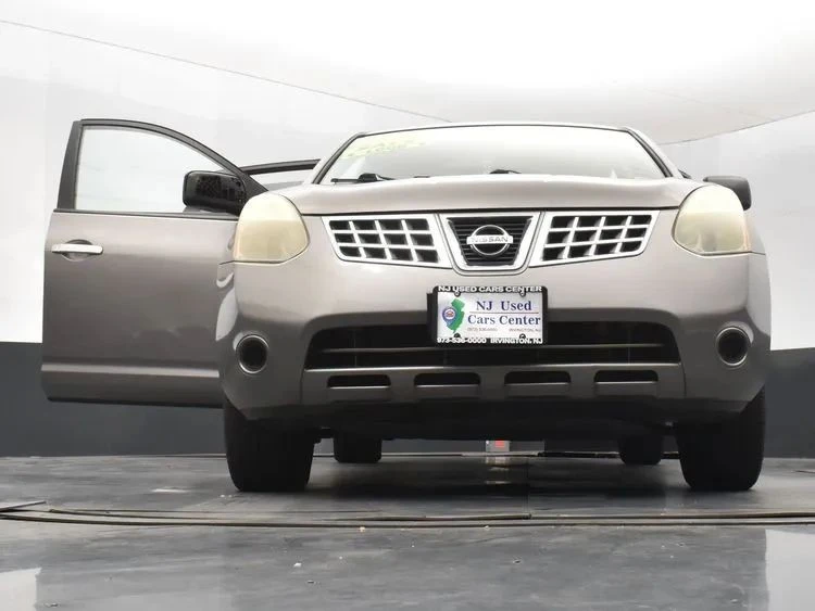 2010 Nissan Rogue - Image 11 of 12