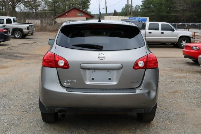 2010 Nissan Rogue - Image 8 of 12