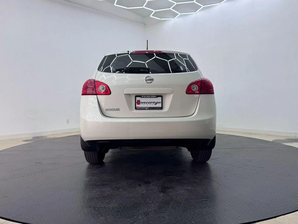 2010 Nissan Rogue - Image 5 of 21
