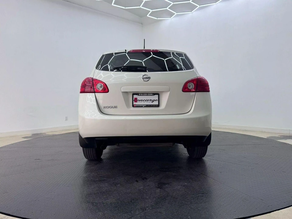 2010 Nissan Rogue - Image 5 of 21