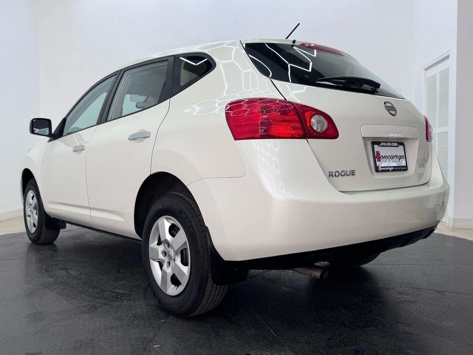 2010 Nissan Rogue - Image 6 of 21