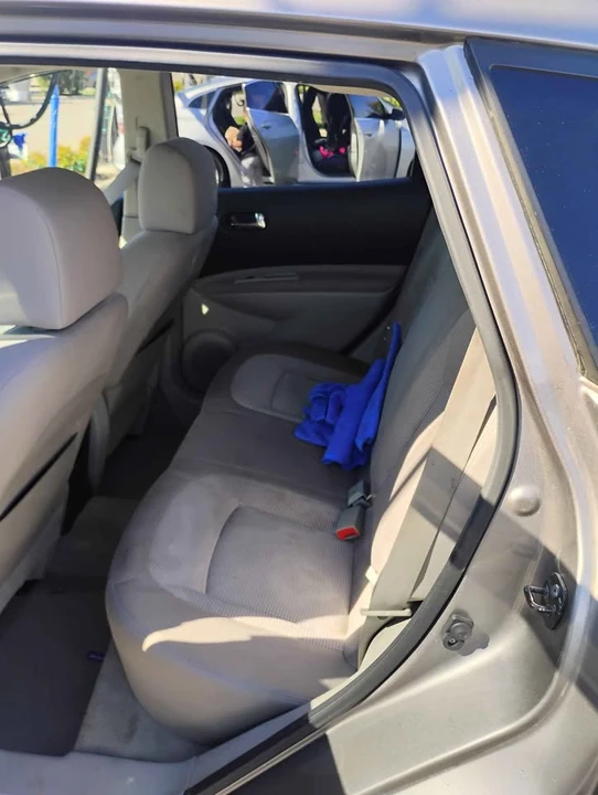 2010 Nissan Rogue - Image 9 of 10