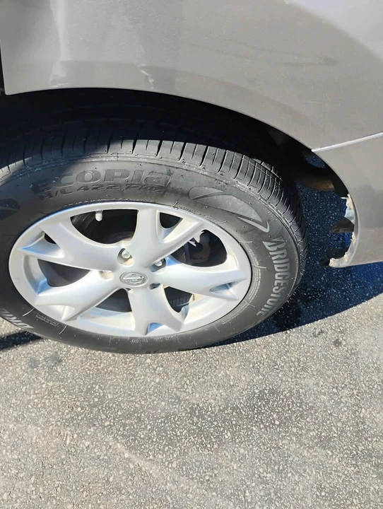 2010 Nissan Rogue - Image 8 of 10