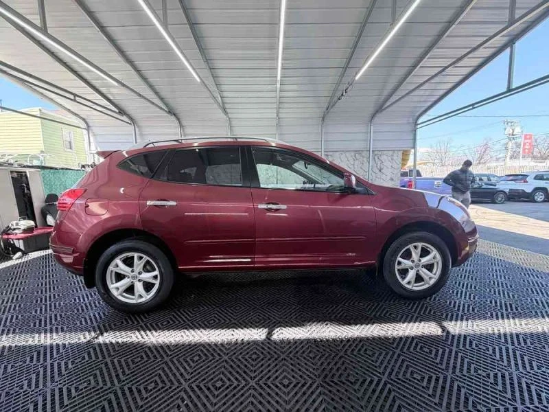 2010 Nissan Rogue - Image 7 of 12
