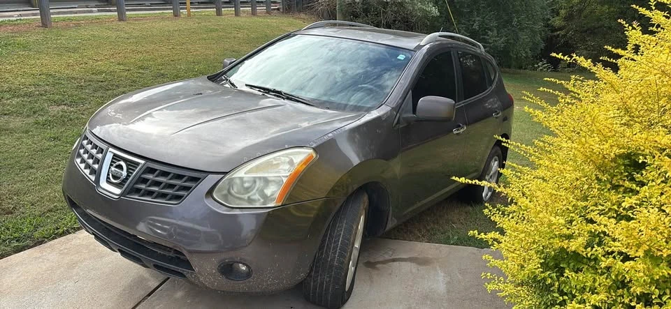 2010 Nissan Rogue - Image 2 of 6