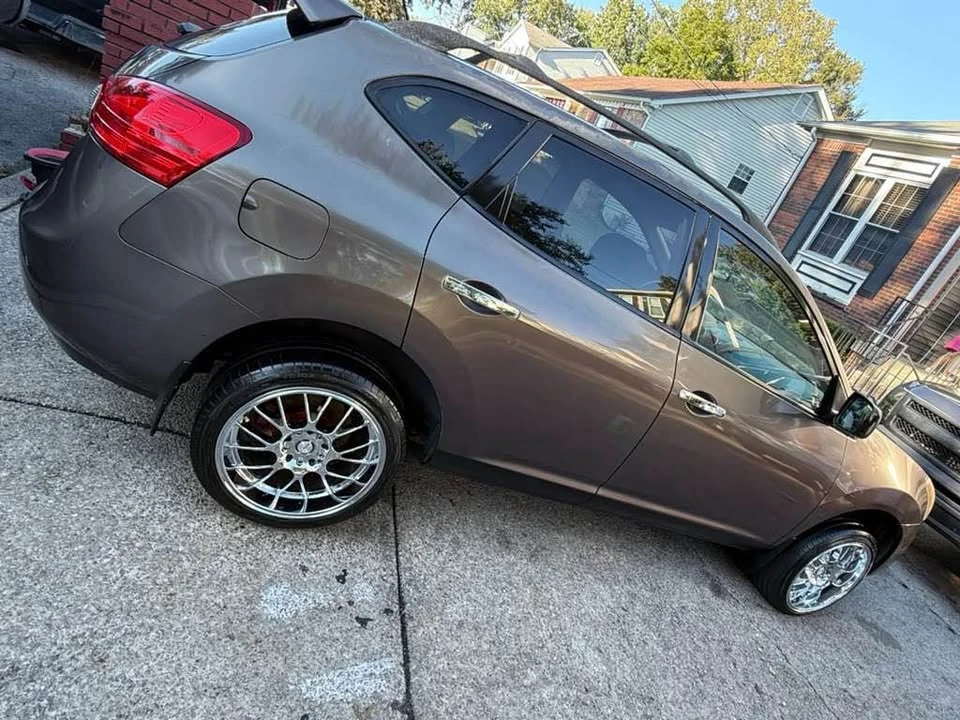 2010 Nissan Rogue - Image 3 of 14