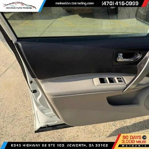 2010 Nissan Rogue - Image 6 of 15