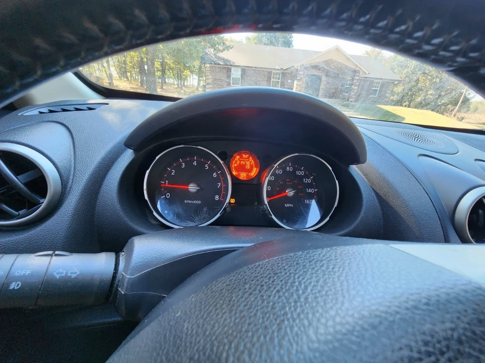 2010 Nissan Rogue - Image 8 of 11