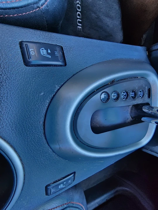2010 Nissan Rogue - Image 11 of 11