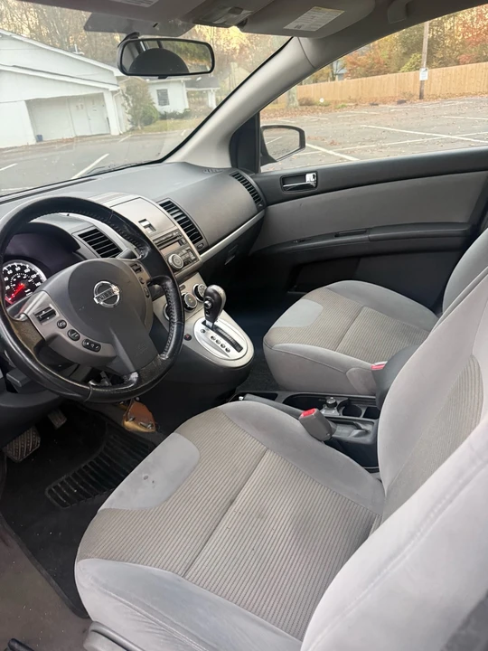 2010 Nissan Sentra 7th Gen - Image 15 of 20