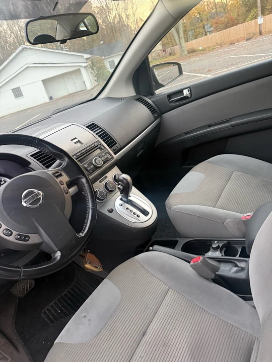 2010 Nissan Sentra 7th Gen - Image 16 of 20